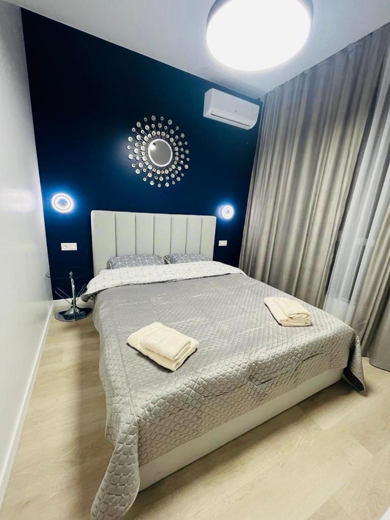 Modern Apartment In The Old Town Київ Екстер'єр фото